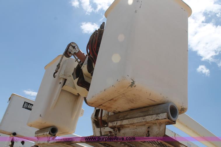 image for item L4271 1987 International F2554 bucket truck