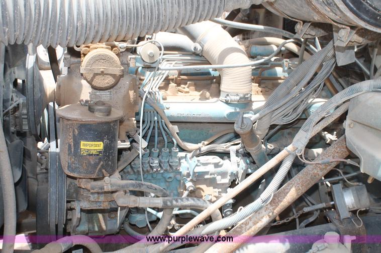 image for item L4271 1987 International F2554 bucket truck