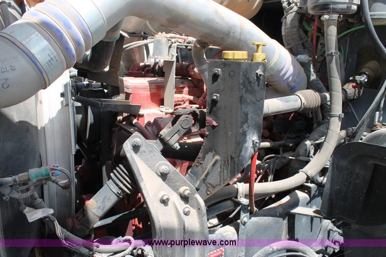 image for item L4275 2012 Mack GU433 mixer truck