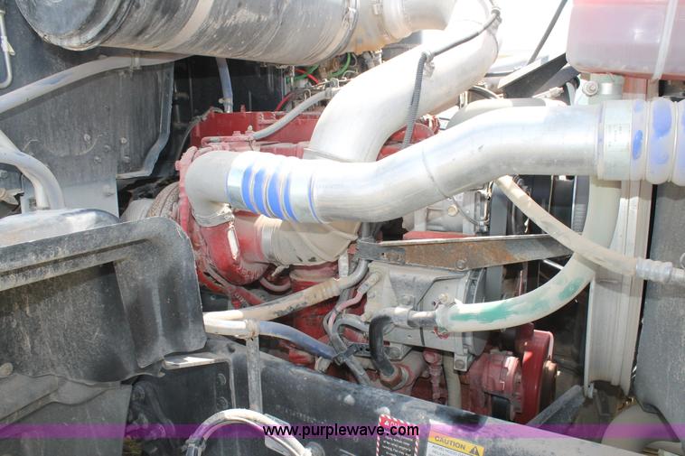 image for item L4275 2012 Mack GU433 mixer truck