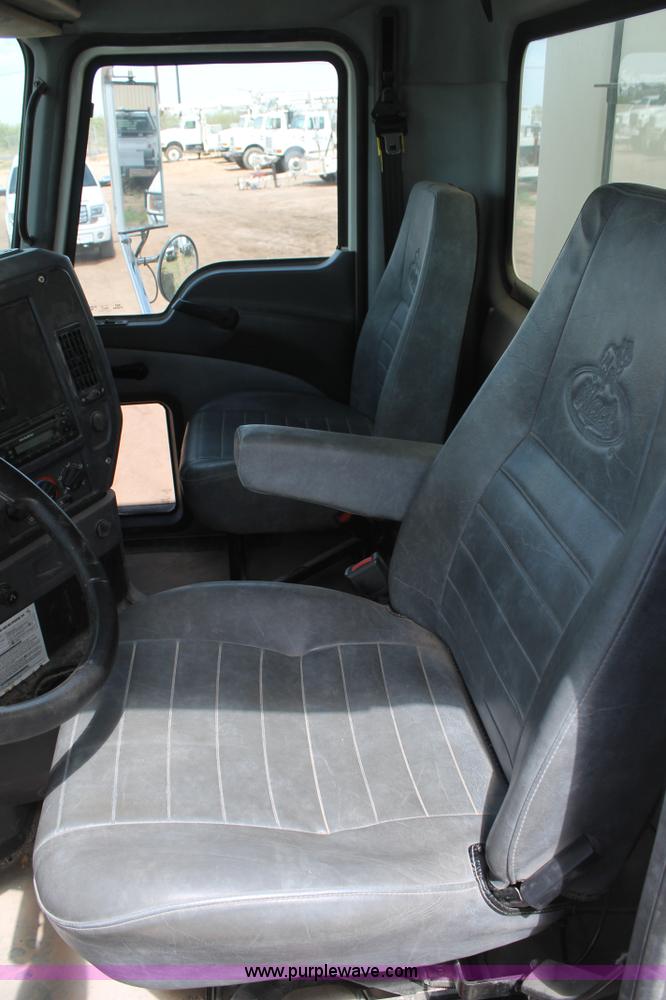 image for item L4275 2012 Mack GU433 mixer truck