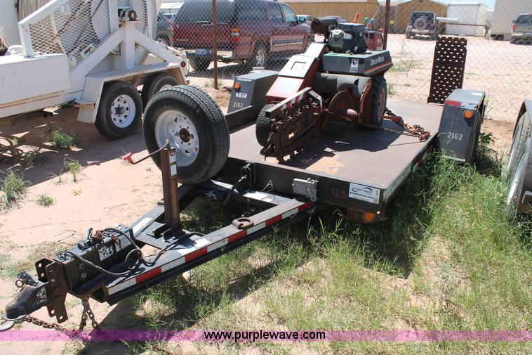 image for item L4279 2004 Ditch Witch 1820HE trencher and trailer