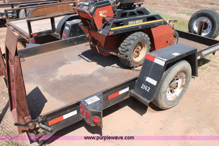 image for item L4279 2004 Ditch Witch 1820HE trencher and trailer