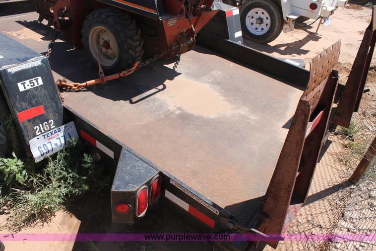 image for item L4279 2004 Ditch Witch 1820HE trencher and trailer