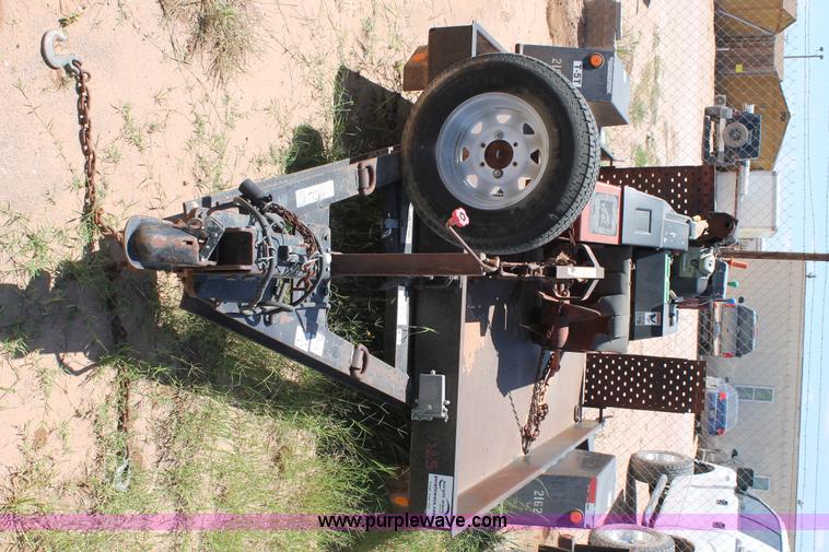 image for item L4279 2004 Ditch Witch 1820HE trencher and trailer