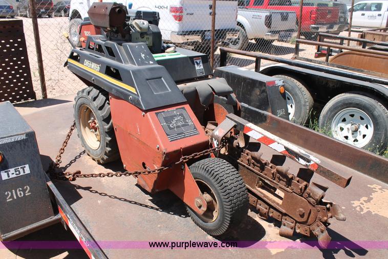 image for item L4279 2004 Ditch Witch 1820HE trencher and trailer