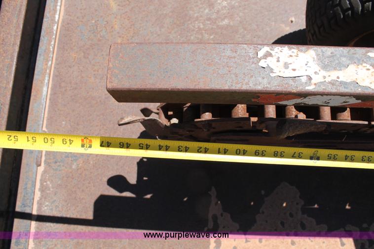 image for item L4279 2004 Ditch Witch 1820HE trencher and trailer