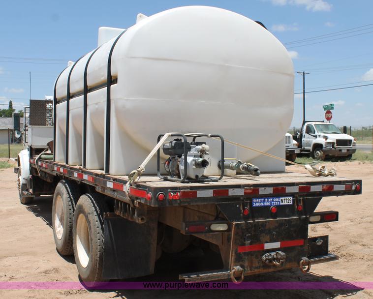 image for item L4288 1996 International 4900 flatbed truck