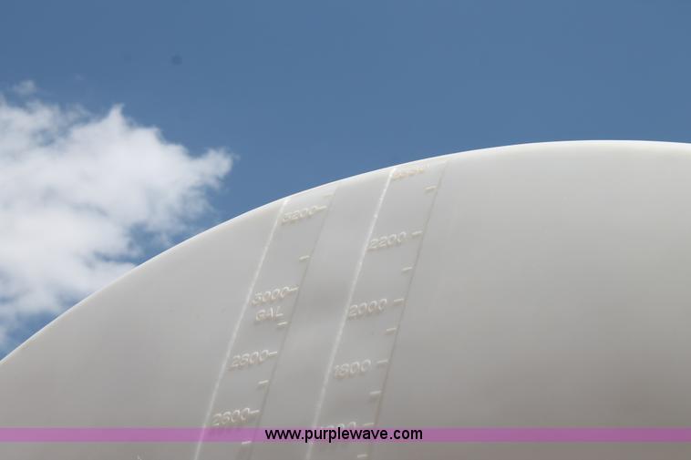 image for item L4288 1996 International 4900 flatbed truck