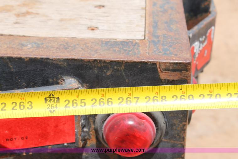 image for item L4288 1996 International 4900 flatbed truck