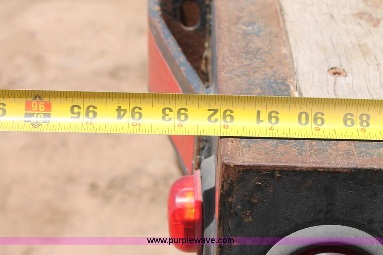 image for item L4288 1996 International 4900 flatbed truck