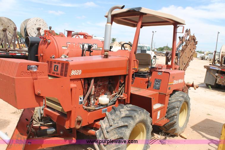 image for item L4302 1997 Ditch Witch 8020JD H710 trencher