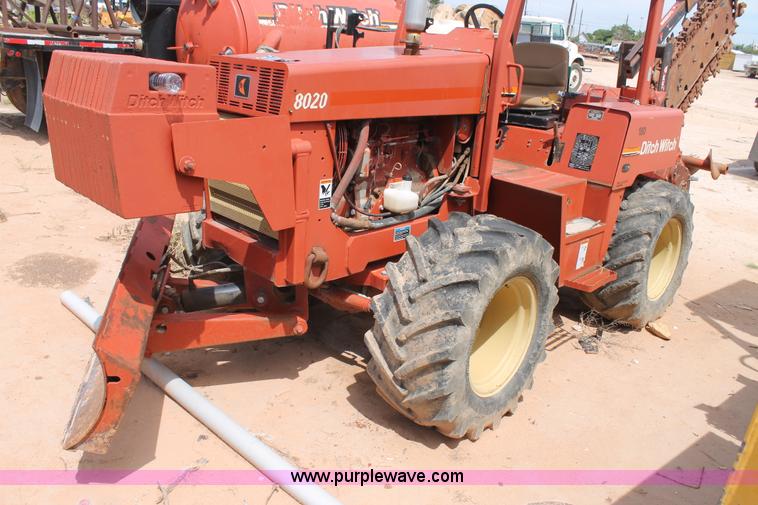 image for item L4302 1997 Ditch Witch 8020JD H710 trencher