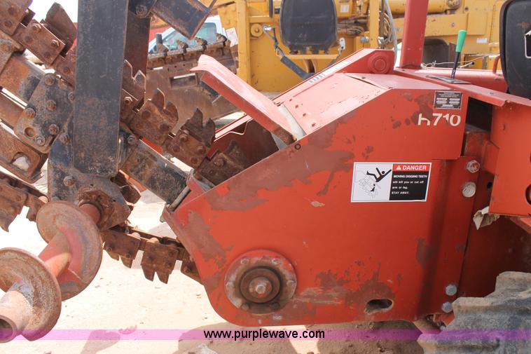 image for item L4302 1997 Ditch Witch 8020JD H710 trencher
