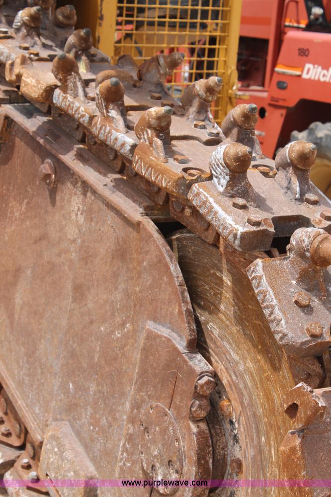 image for item L4303 2000 Vermeer T655TR Commander trencher