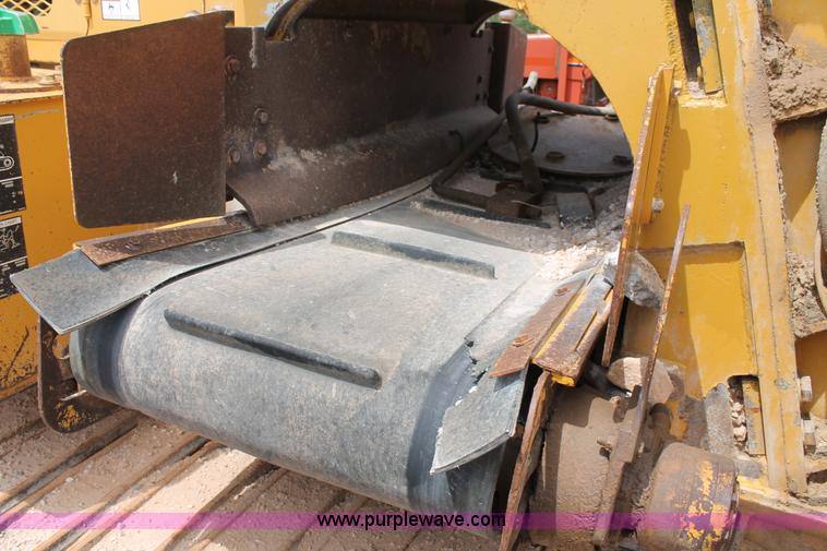 image for item L4303 2000 Vermeer T655TR Commander trencher