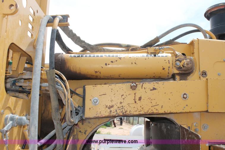 image for item L4303 2000 Vermeer T655TR Commander trencher