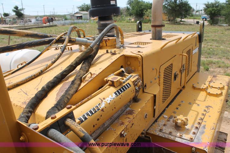 image for item L4303 2000 Vermeer T655TR Commander trencher