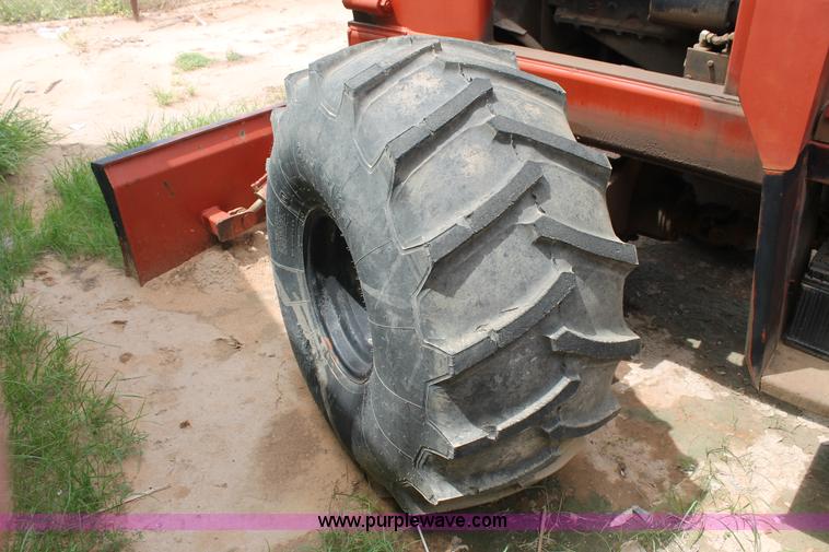 image for item L4304 1978 Ditch Witch R100D trencher