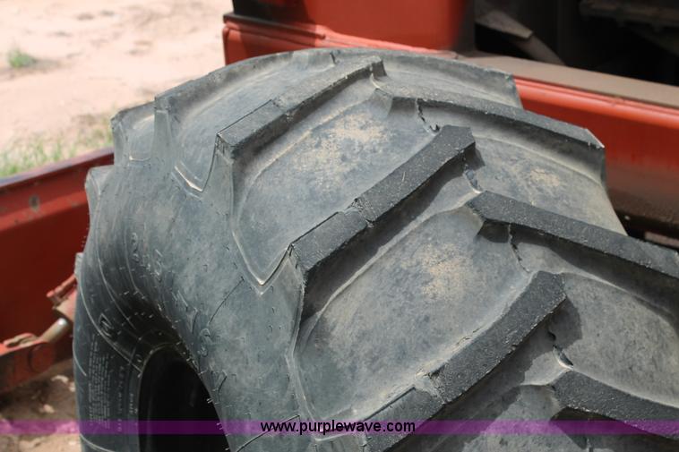 image for item L4304 1978 Ditch Witch R100D trencher