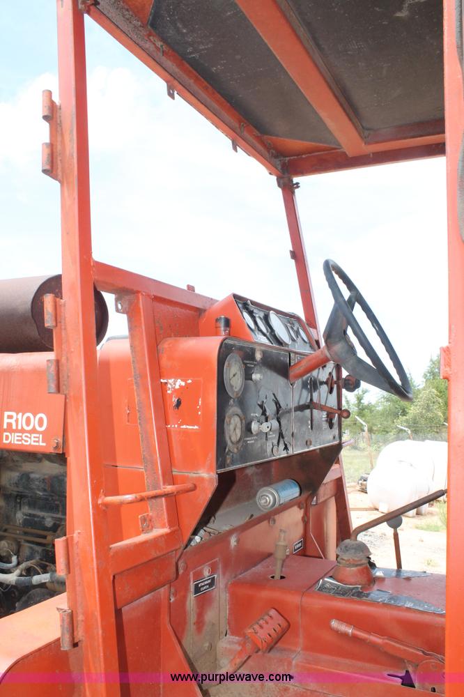 image for item L4304 1978 Ditch Witch R100D trencher
