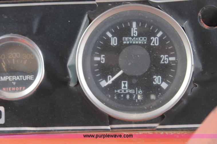 image for item L4304 1978 Ditch Witch R100D trencher