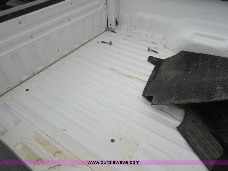 image for item AZ9115 2013 Ford F250 4x4 truck bed