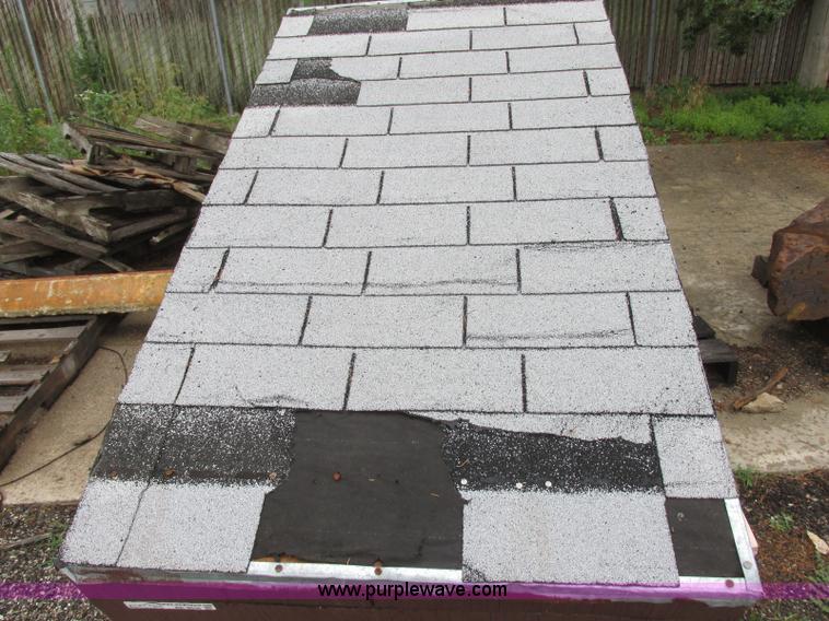 image for item BE9536 Dog house