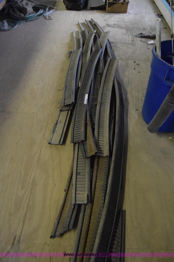 image for item BE9541 (15) rubber landscape edging pieces