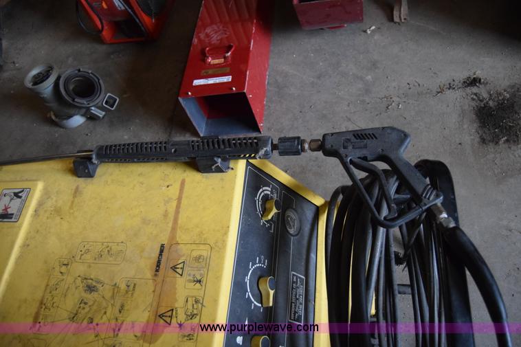 image for item BE9549 Karcher HDS 650 pressure washer