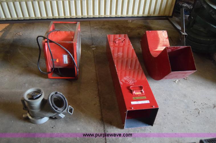 image for item BE9550 Assorted tools