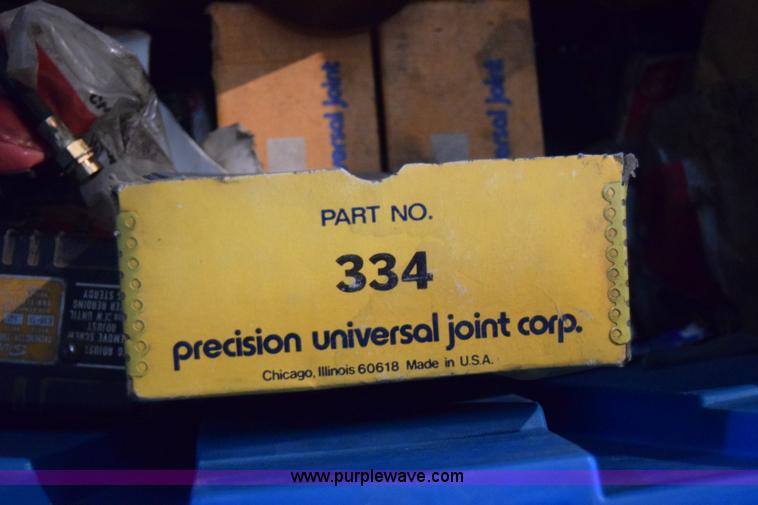 image for item BE9551 Assorted automotive parts