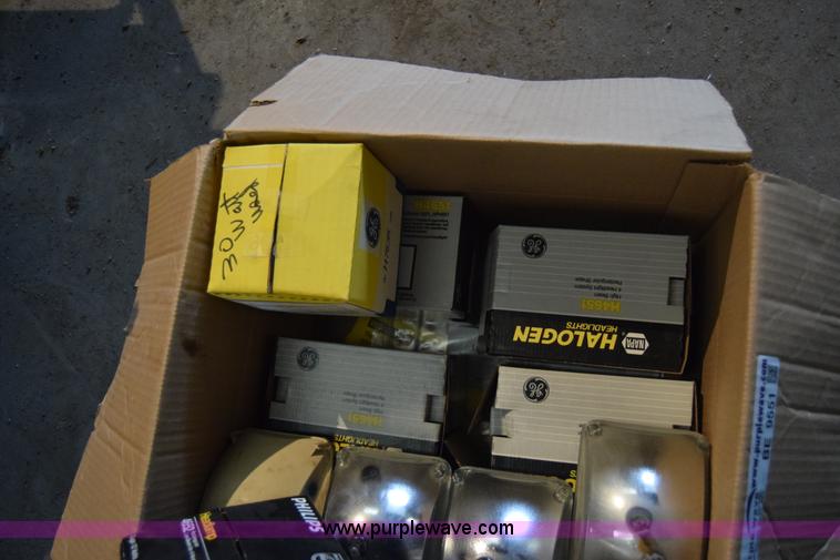 image for item BE9551 Assorted automotive parts