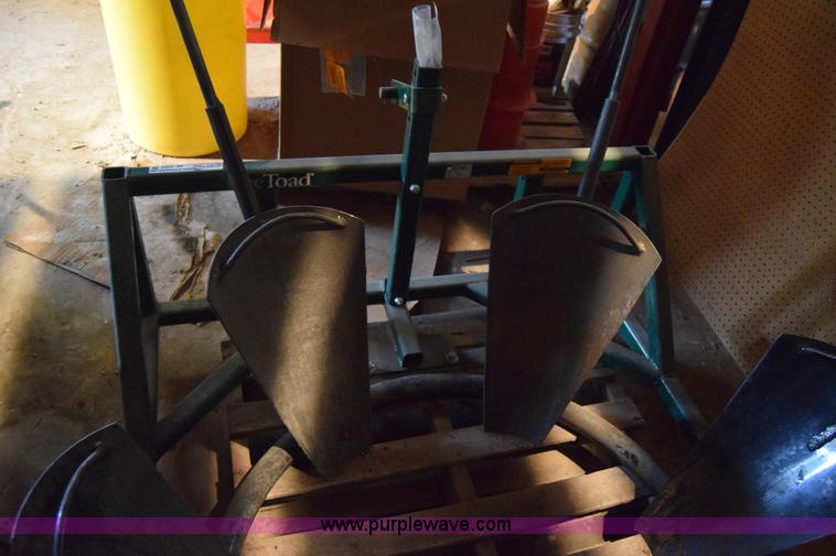 image for item BE9553 Tree Toad tree transplanter