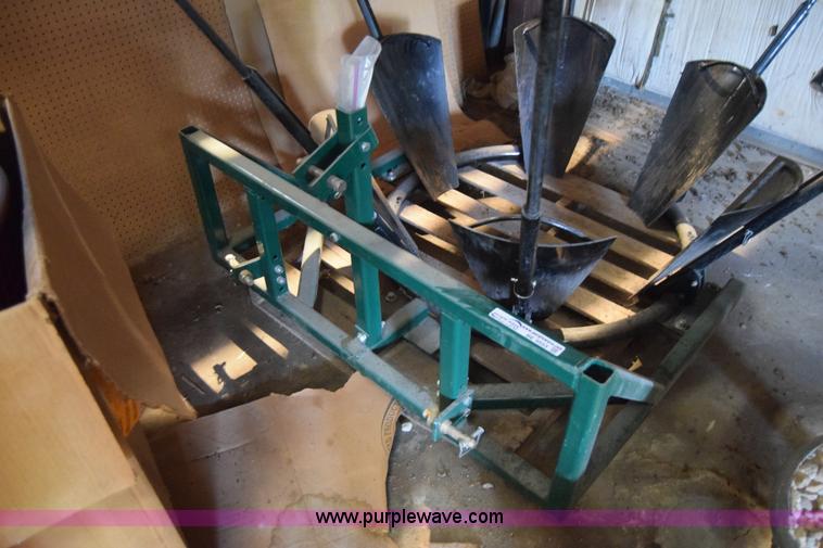image for item BE9553 Tree Toad tree transplanter