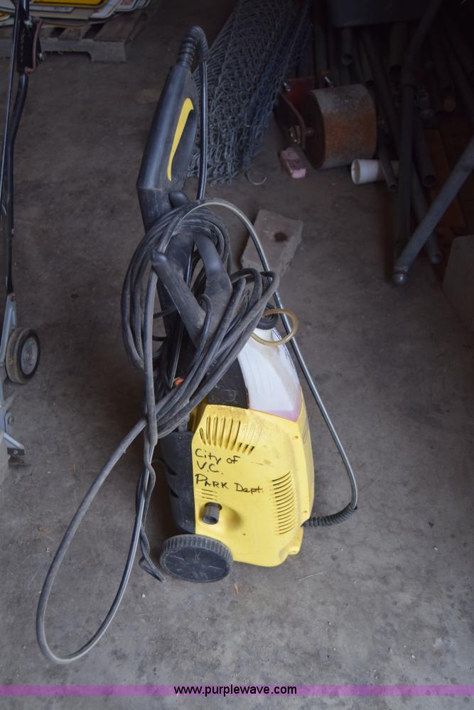 image for item BE9554 (2) pressure washers