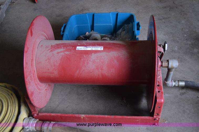 image for item BE9557 Assorted items