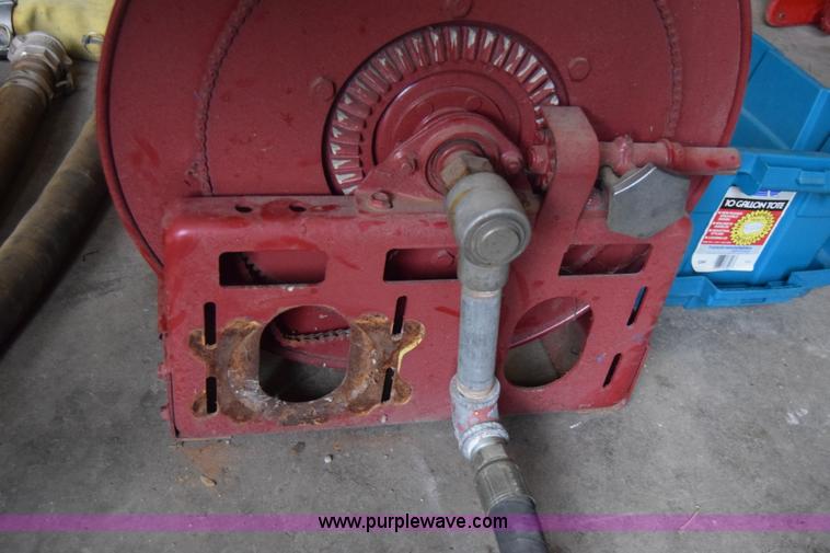 image for item BE9557 Assorted items