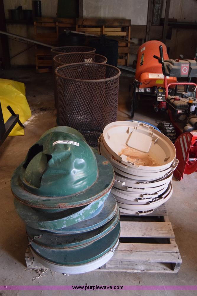 image for item BE9558 Assorted trash cans