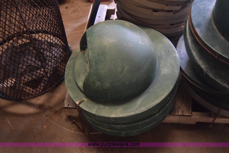 image for item BE9558 Assorted trash cans