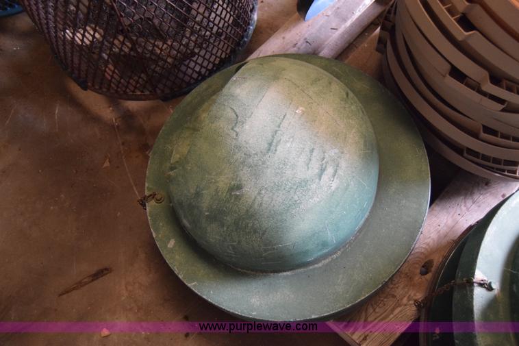 image for item BE9558 Assorted trash cans