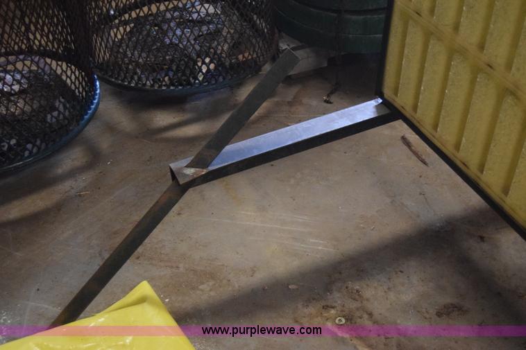 image for item BE9559 Electric sign