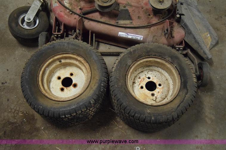 image for item BE9560 Assorted lawn and garden equipment