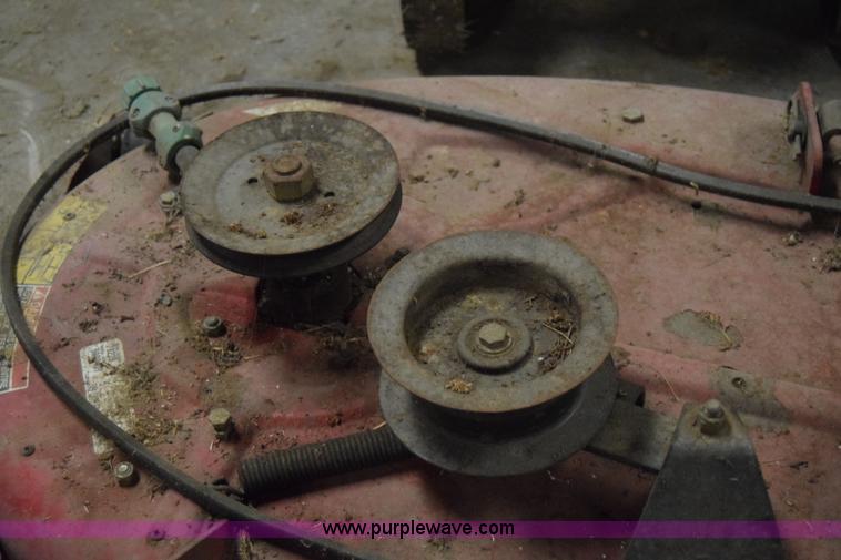 image for item BE9560 Assorted lawn and garden equipment