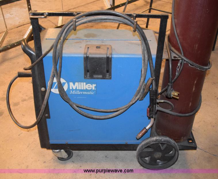 image for item BG9939 Miller 210 wire welder