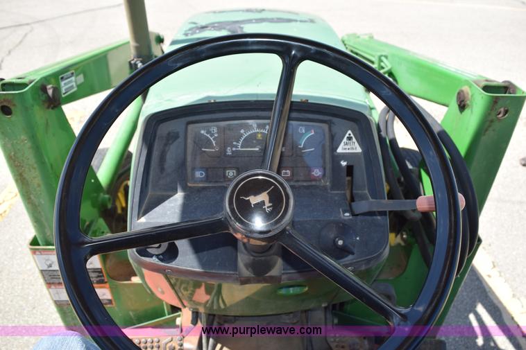 image for item BI9424 John Deere 5200 tractor