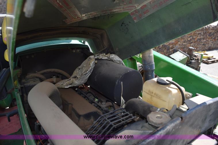 image for item BI9424 John Deere 5200 tractor