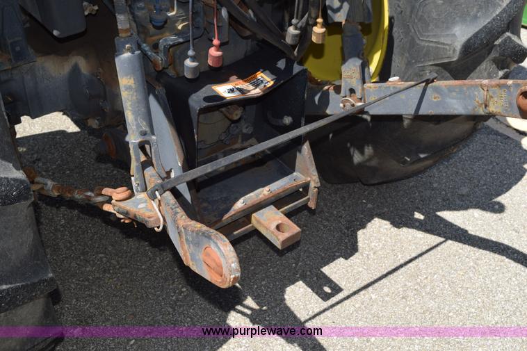 image for item BI9424 John Deere 5200 tractor