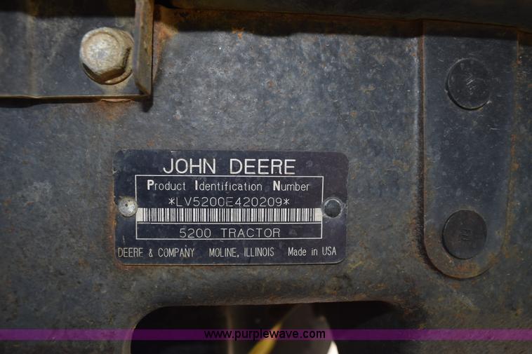 image for item BI9424 John Deere 5200 tractor