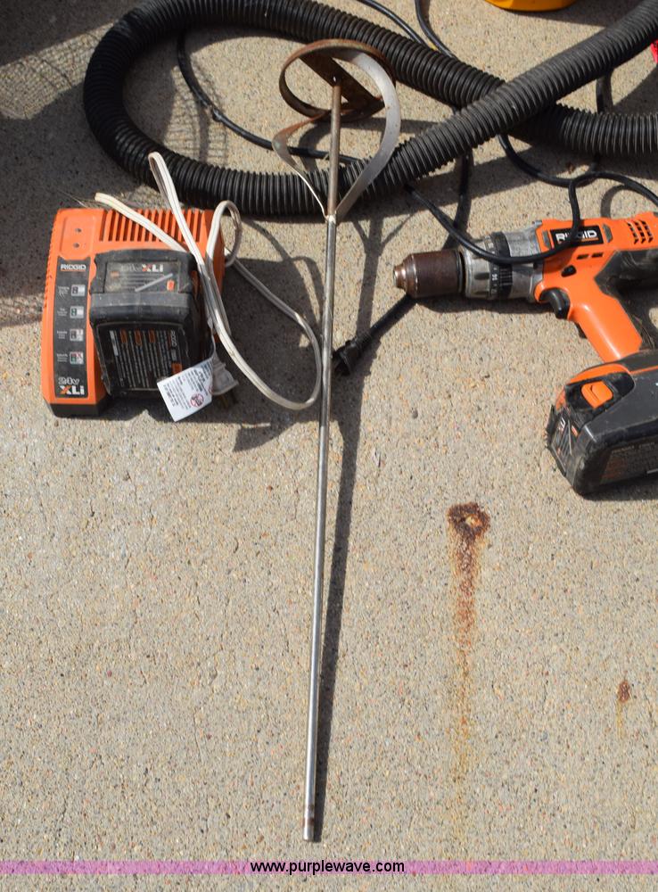 image for item BI9443 Assorted electric tools